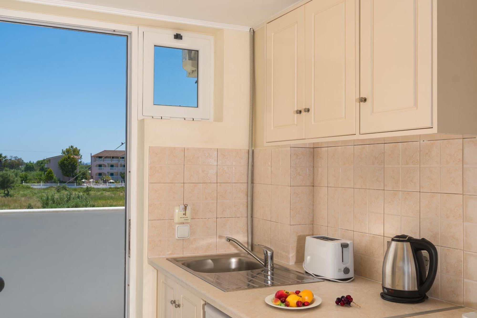Manousis Aparthotel Tsilivi  Buitenkant foto