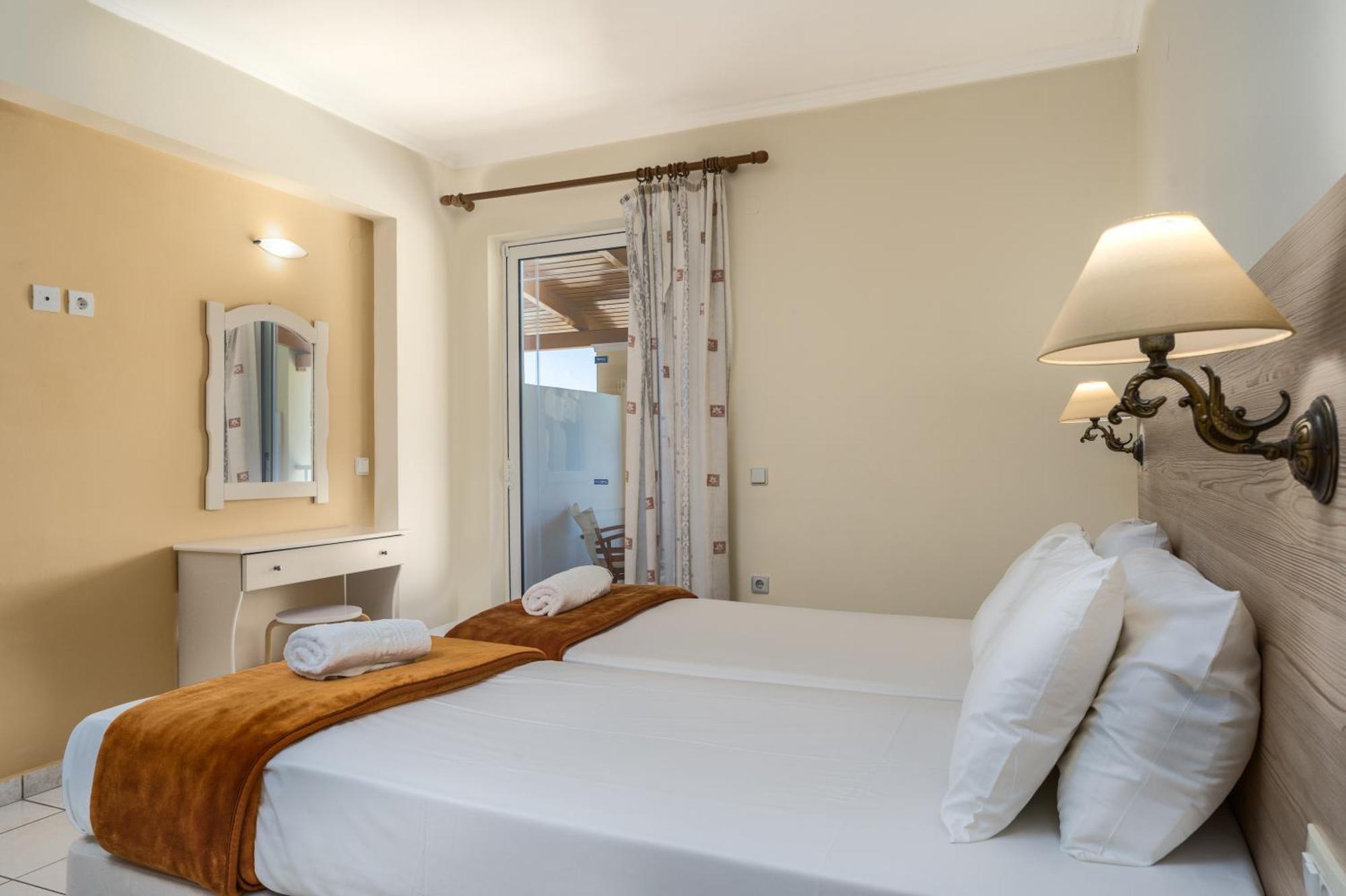 Manousis Aparthotel Tsilivi  Buitenkant foto